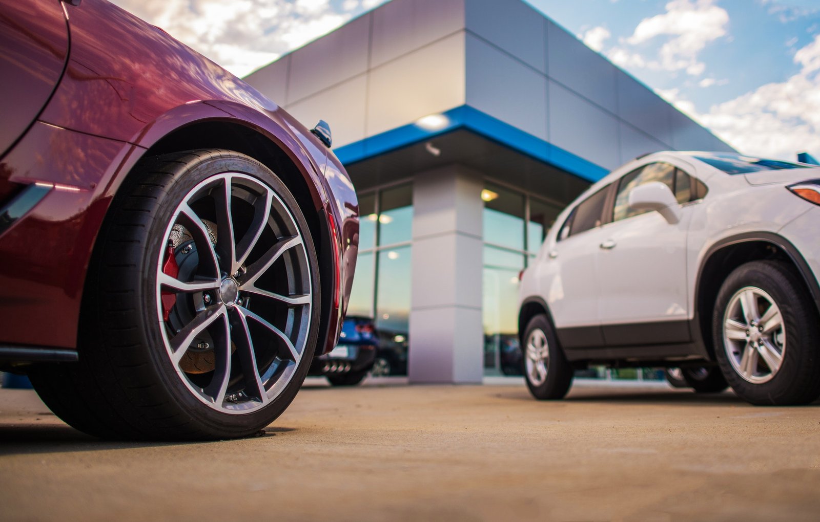 Automotive Dealership Store